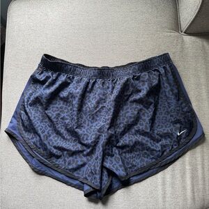 Nike Women's Leopard Print Running Shorts - Black